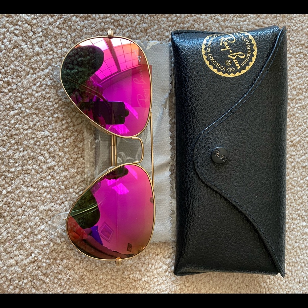 RayBan Aviators RB3025
